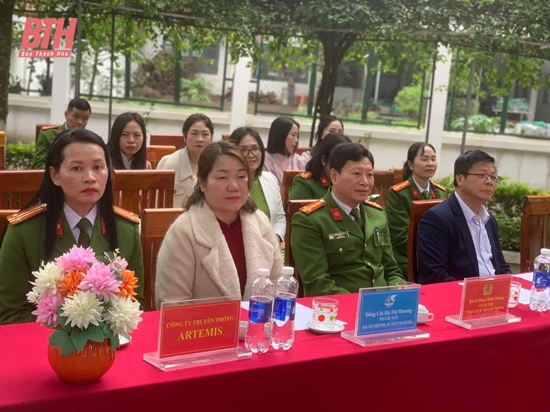 Giao lưu nghệ thuật “Rồi hoa sẽ nở”