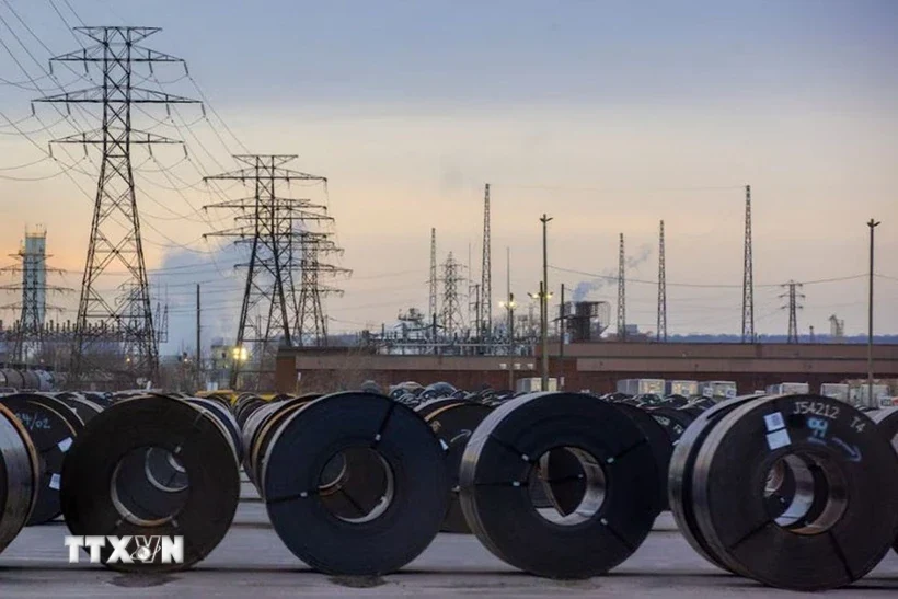 Vì sao Mỹ rút lại kế hoạch tăng gấp đôi mức thuế với nhôm, thép nhập khẩu từ Canada?