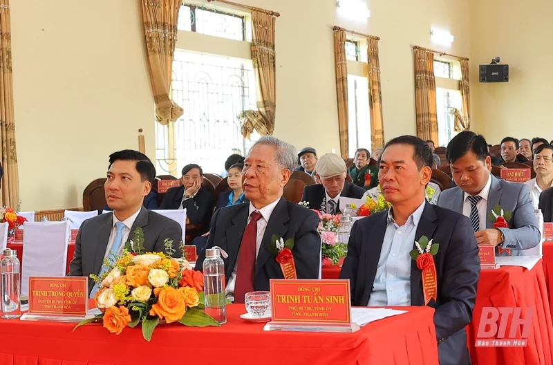 Phó Bí thư Tỉnh ủy Trịnh Tuấn Sinh dự lễ công bố quyết định xã Thiệu Long đạt chuẩn nông thôn mới kiểu mẫu