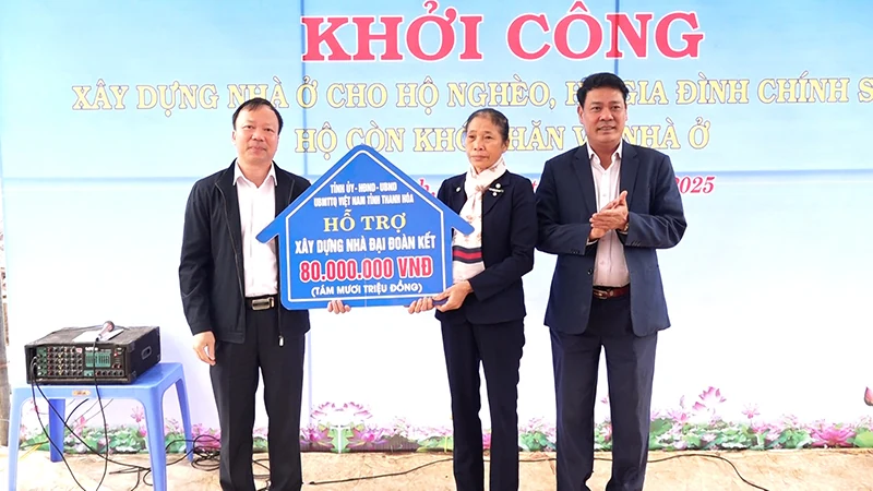 Thạch Thành khởi công xây dựng thêm 2 nhà ở cho hộ nghèo