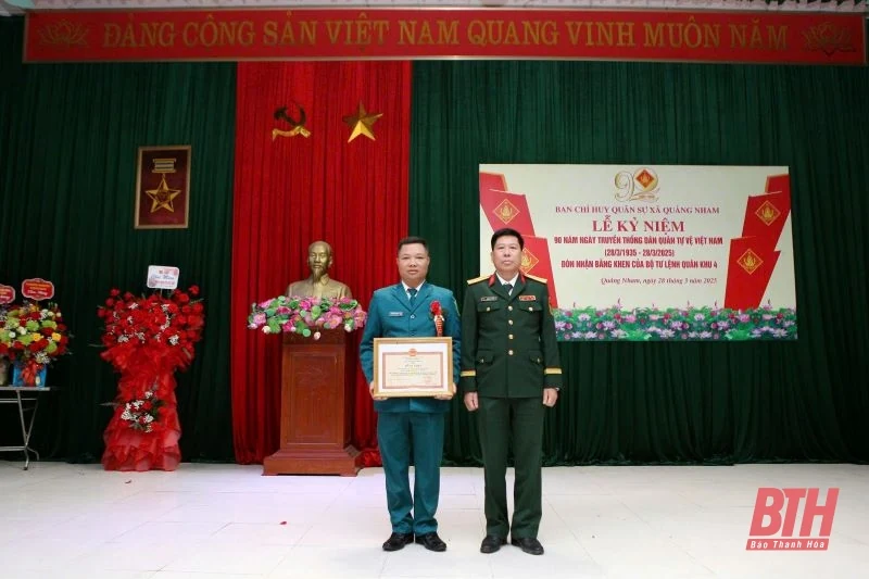Ban Chỉ huy quân sự xã Quảng Nham nhận Bằng khen của Bộ Tư lệnh Quân khu 4