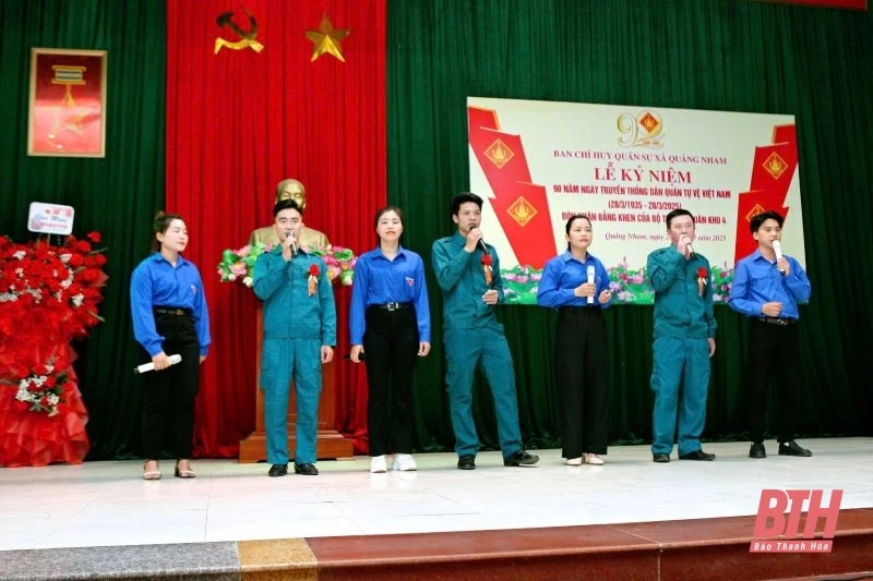 Ban Chỉ huy quân sự xã Quảng Nham nhận Bằng khen của Bộ Tư lệnh Quân khu 4