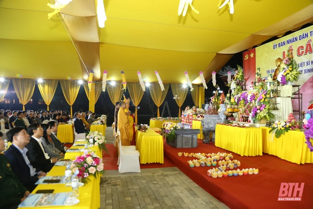 Lễ cầu siêu tri ân các Anh hùng liệt sĩ hy sinh tại mặt trận Hàm Rồng và các giáo viên, học sinh hy sinh trên công trường đắp đê sông Mã