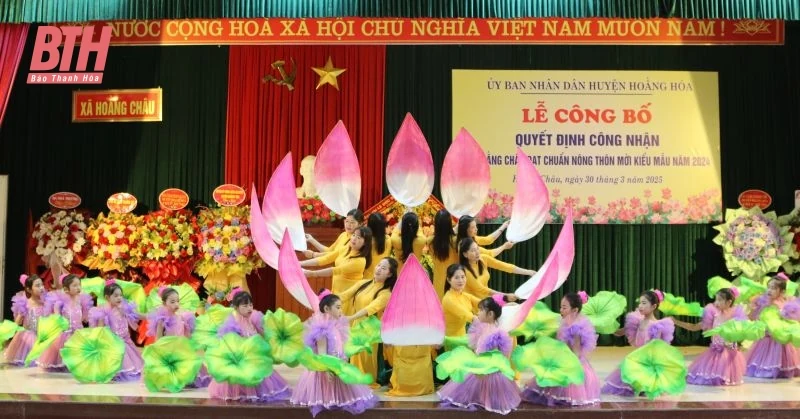 Hoằng Châu đón nhận quyết định công nhận xã đạt chuẩn NTM kiểu mẫu