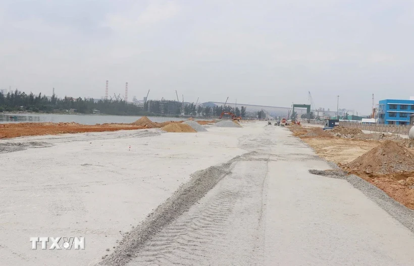 Bộ Xây dựng tiến hành rà soát các dự án lãng phí, kéo dài