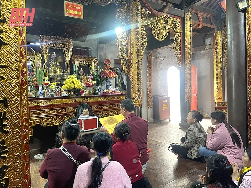 Siết chặt quản lý du lịch văn hóa tâm linh