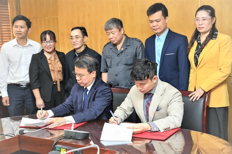 Dược phẩm Tâm Bình hợp tác toàn diện với Học viện Y - Dược học cổ truyền Việt Nam