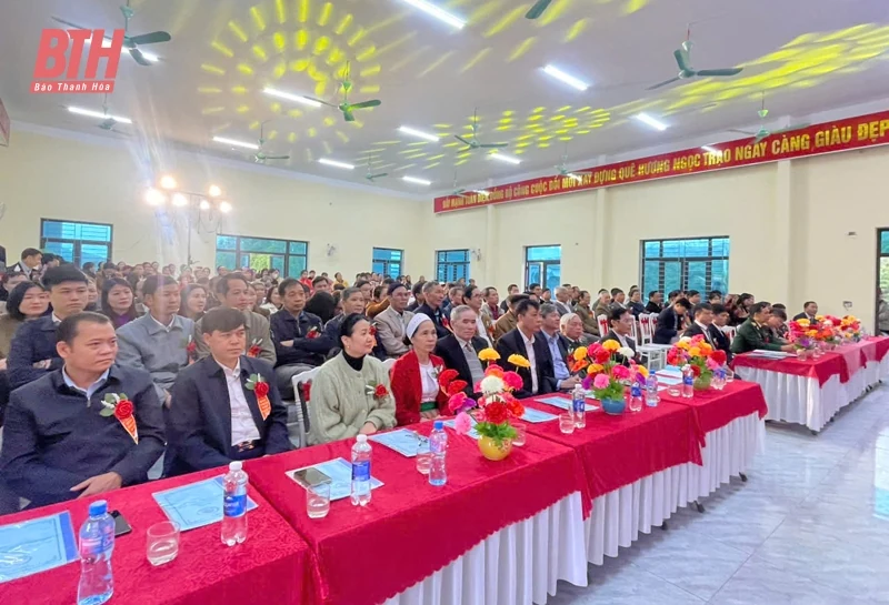 Công bố xã Ngọc Trạo đạt chuẩn nông thôn mới