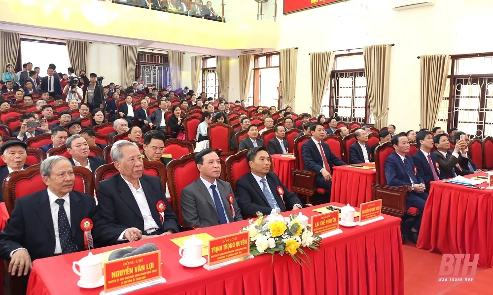 Huyện Thiệu Hóa công bố đạt chuẩn nông thôn mới nâng cao