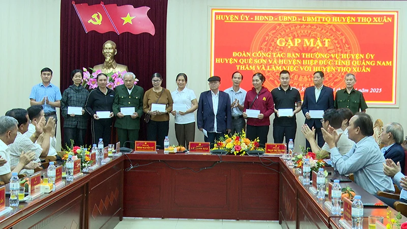 Huyện Thọ Xuân: Gặp mặt, làm việc với đoàn công tác huyện Quế Sơn, Hiệp Đức, tỉnh Quảng Nam