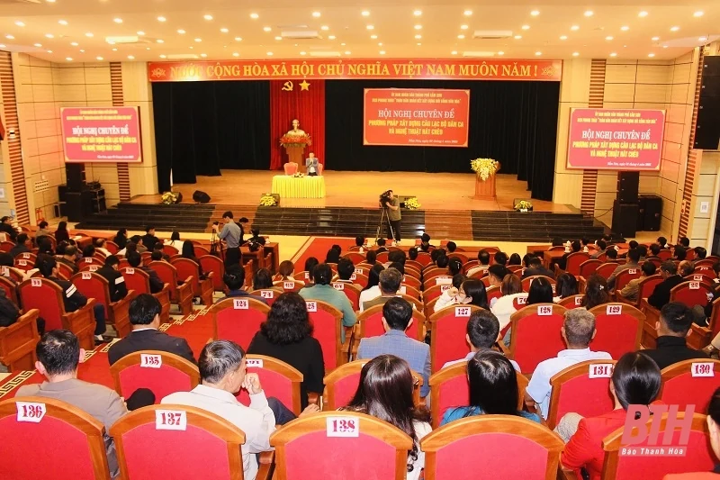 Hội nghị chuyên đề “Phương pháp xây dựng câu lạc bộ dân ca và nghệ thuật hát chèo”