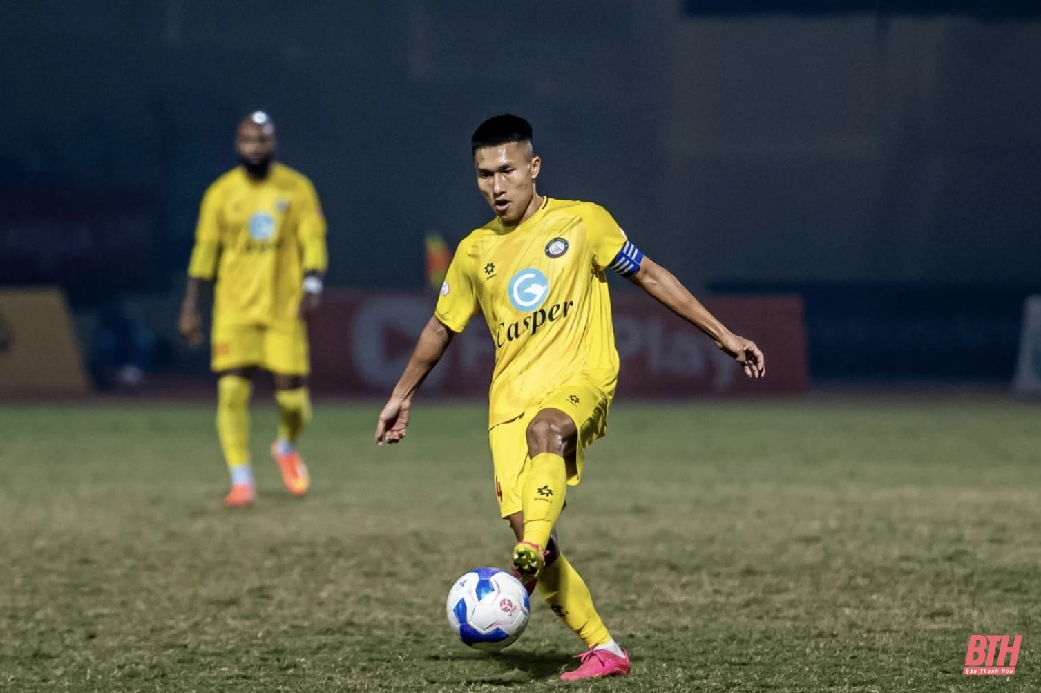 Chấn thương nặng, Doãn Ngọc Tân nguy cơ bỏ lỡ phần còn lại của mùa giải