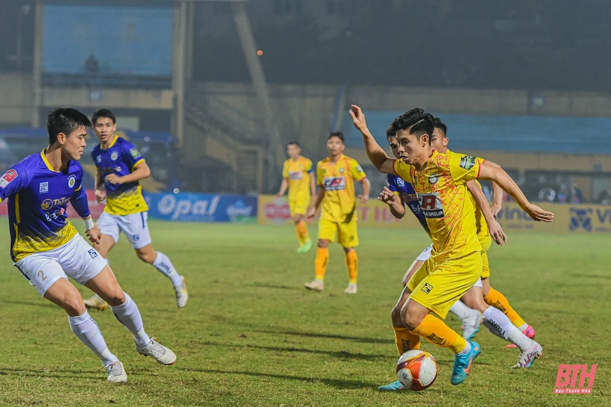 Thuốc thử hạng nặng cho tân HLV Tomislav Steinbruckner của Đông Á Thanh Hóa