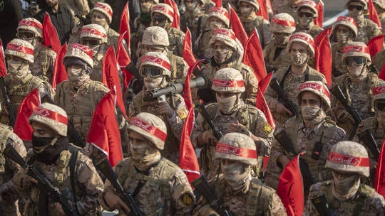 Iran đặt quân đội vào tình trạng báo động cao