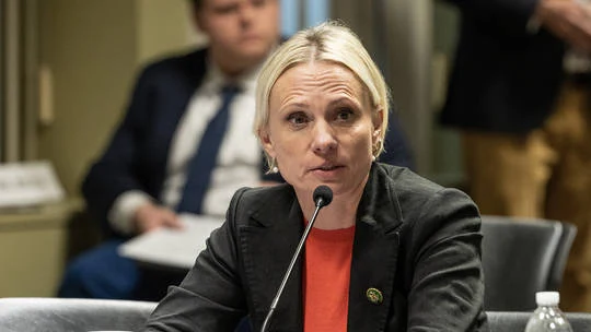 Nhà lập pháp Mỹ gốc Ukraine: Kiev nên từ bỏ lãnh thổ