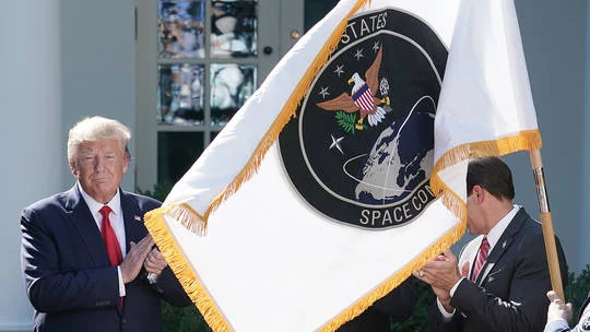 Ông Trump: Mỹ có vũ khí bí mật