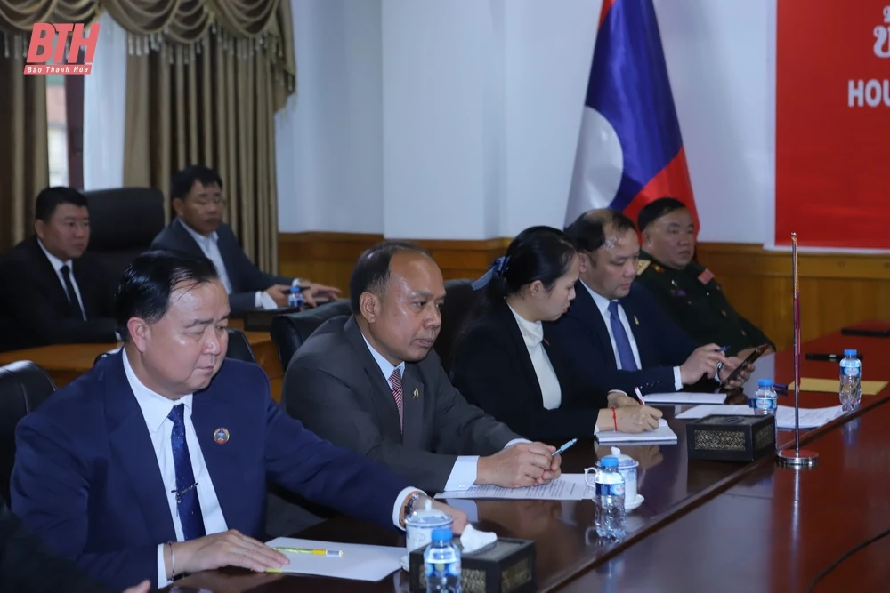 Đoàn đại biểu cấp cao tỉnh Thanh Hóa chúc Tết cổ truyền Bun Pi May tại tỉnh Hủa Phăn (nước CHDCND Lào)