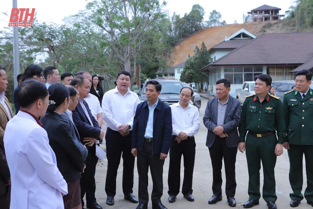 Đoàn đại biểu cấp cao tỉnh Thanh Hóa chúc Tết cổ truyền Bun Pi May tại tỉnh Hủa Phăn (nước CHDCND Lào)