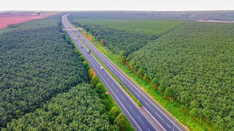 Sắp khởi công các dự án đường bộ cao tốc, tăng kết nối vùng miền