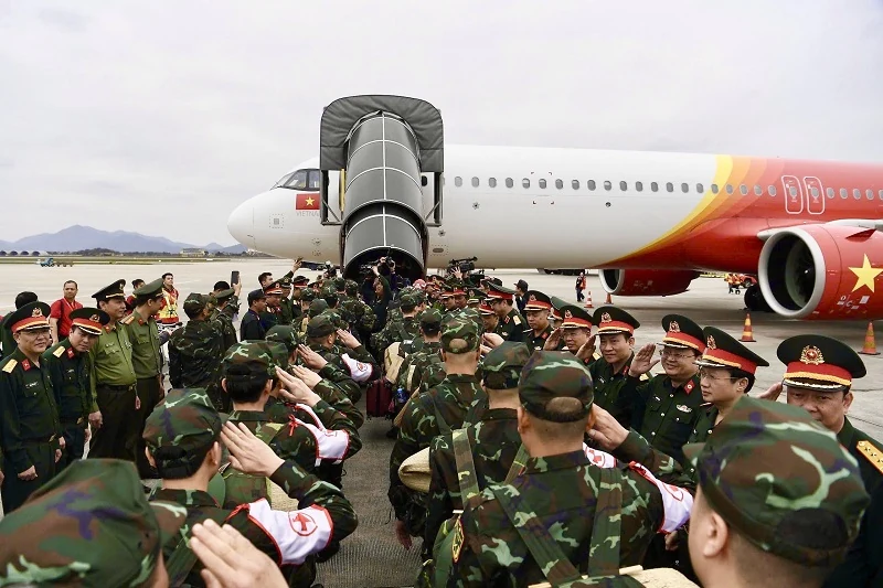 Thủ tướng Chính phủ tặng bằng khen cho Hãng hàng không Vietjet về thành tích tham gia cứu nạn, cứu hộ giúp nước bạn Myanmar