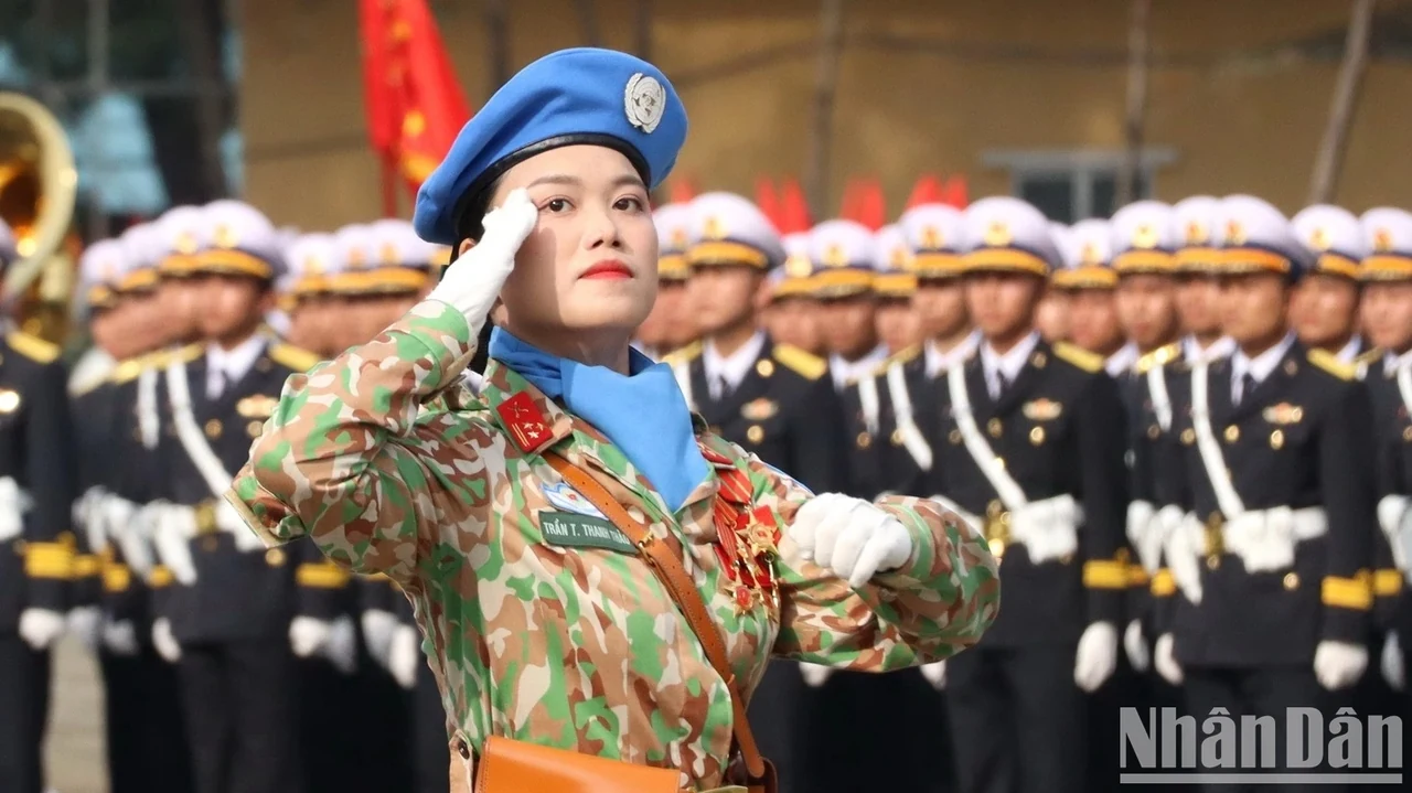 Tổng hợp luyện diễu binh chuẩn bị Đại lễ 30/4