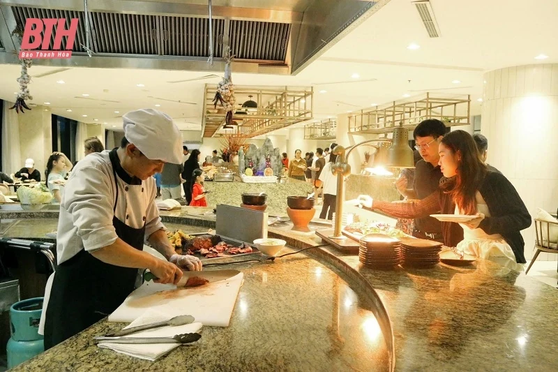 Các khu, điểm du lịch đón 75 nghìn lượt khách kỳ nghỉ lễ Giỗ Tổ Hùng Vương