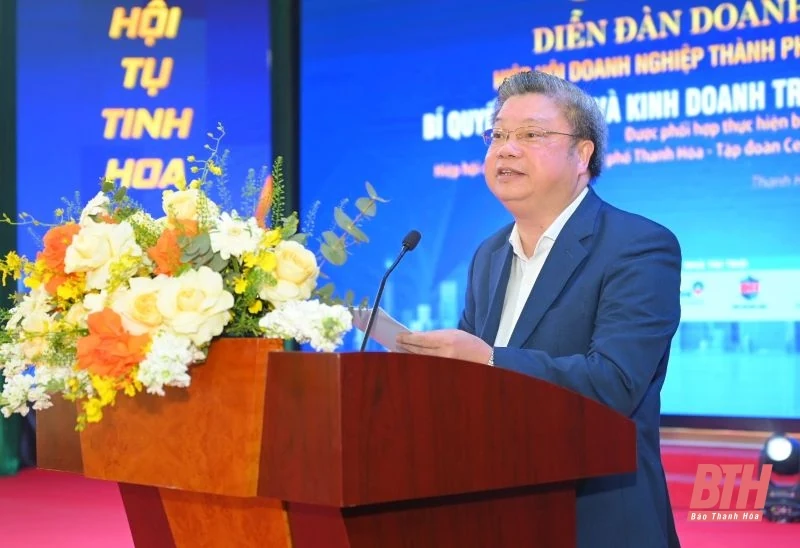 Diễn đàn doanh nhân về cơ hội nghề nghiệp và bí quyết kinh doanh trong kỷ nguyên mới