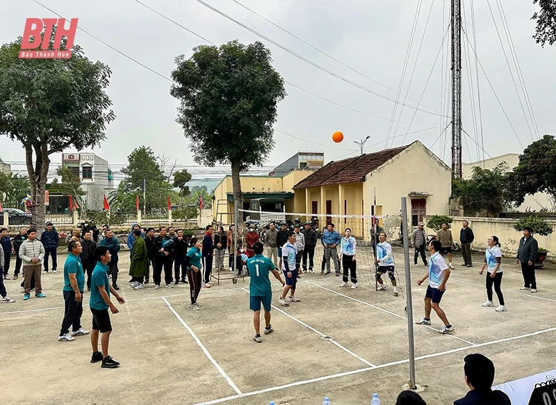 Quan tâm hoàn thiện và phát huy hiệu quả các thiết chế văn hóa, thể thao