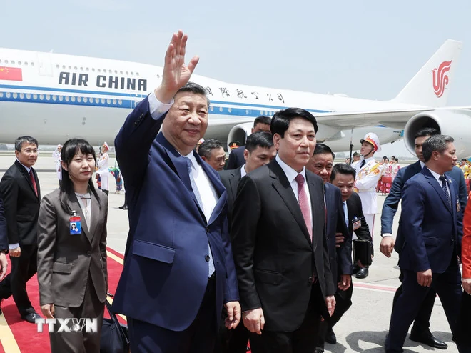 Tổng Bí thư, Chủ tịch nước Trung Quốc Tập Cận Bình bắt đầu chuyến thăm Việt Nam