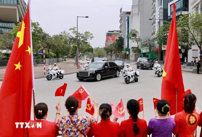 Tổng Bí thư, Chủ tịch nước Trung Quốc Tập Cận Bình bắt đầu chuyến thăm Việt Nam