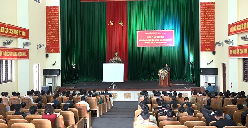 Mường Lát: Nâng cao kiến thức tổng hợp cho đảng viên các chi bộ thuộc Kết luận số 50-KL/TU