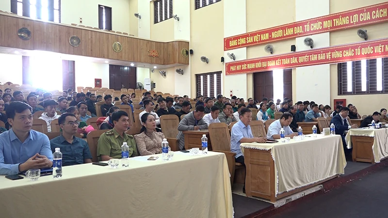 Mường Lát: Nâng cao kiến thức tổng hợp cho đảng viên các chi bộ thuộc Kết luận số 50-KL/TU