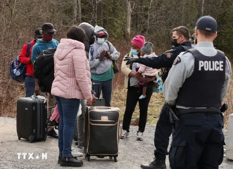 Canada từ chối 2,3 triệu đơn xin thị thực nhập cảnh do gánh nặng dịch vụ công