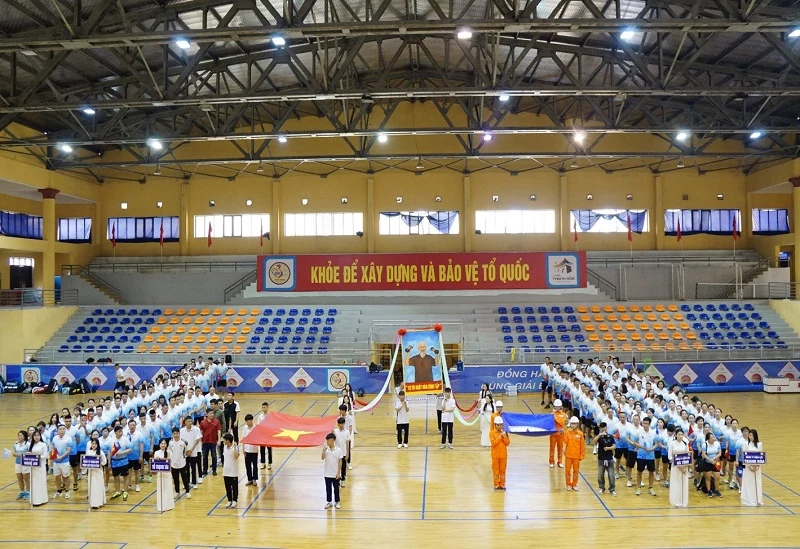 Hội thao công nhân, viên chức, lao động lần thứ 10 các công ty điện lực cụm phía Nam thuộc EVNNPC