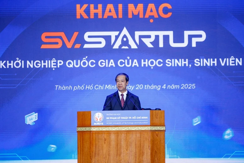 Thủ tướng: “Thần tốc táo bạo” để đưa Việt Nam trở thành trung tâm đổi mới sáng tạo