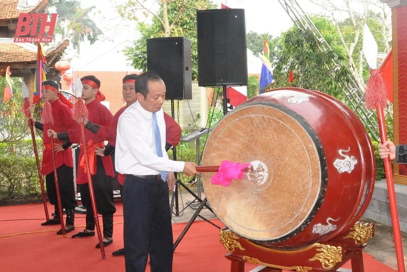 Khai mạc Lễ hội Đền thờ Lê Văn Hưu