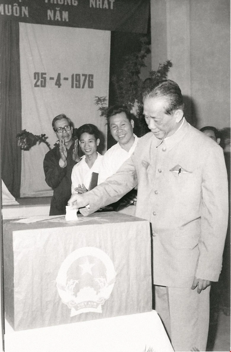 Kỷ niệm 49 năm ngày Tổng tuyển cử đầu tiên của nước Việt Nam thống nhất (25/4/1976 - 25/4/2025)