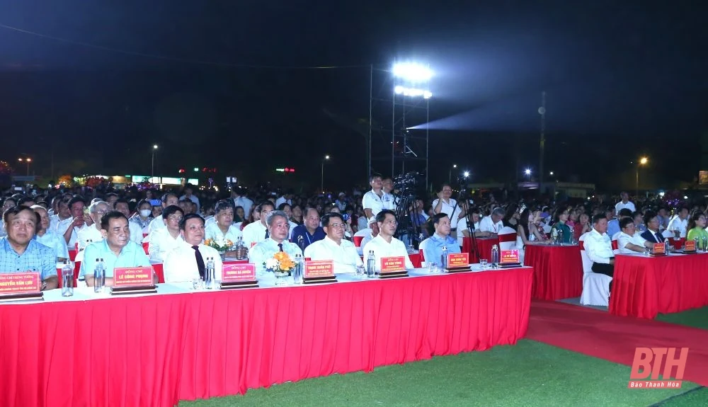 Khai mạc Lễ hội du lịch biển năm 2025: “Nghi Sơn biển ngọc - Khát vọng vươn xa”