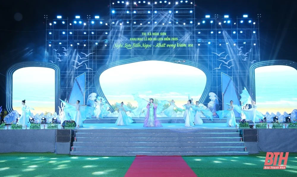 Khai mạc Lễ hội du lịch biển năm 2025: “Nghi Sơn biển ngọc - Khát vọng vươn xa”