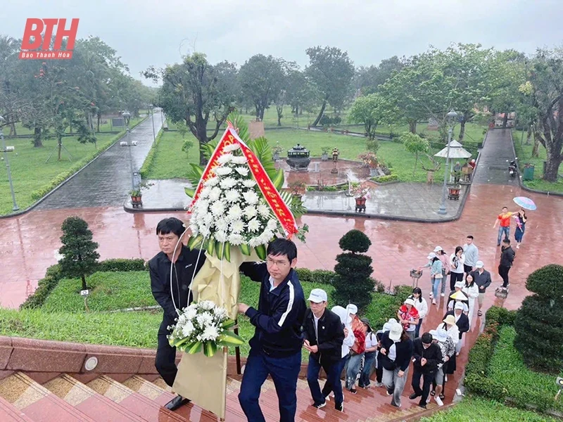 Thành Cổ Quảng Trị 1972 - cuộc chiến không khoan nhượng