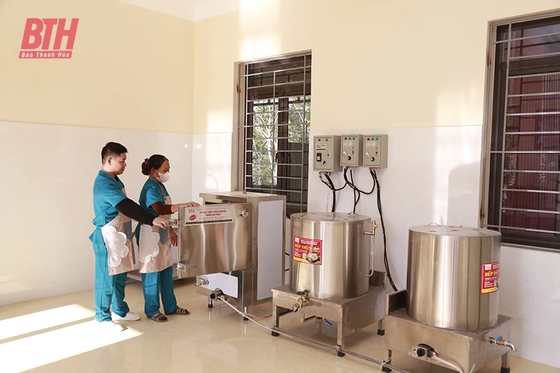 Quan tâm chăm sóc sức khỏe học sinh