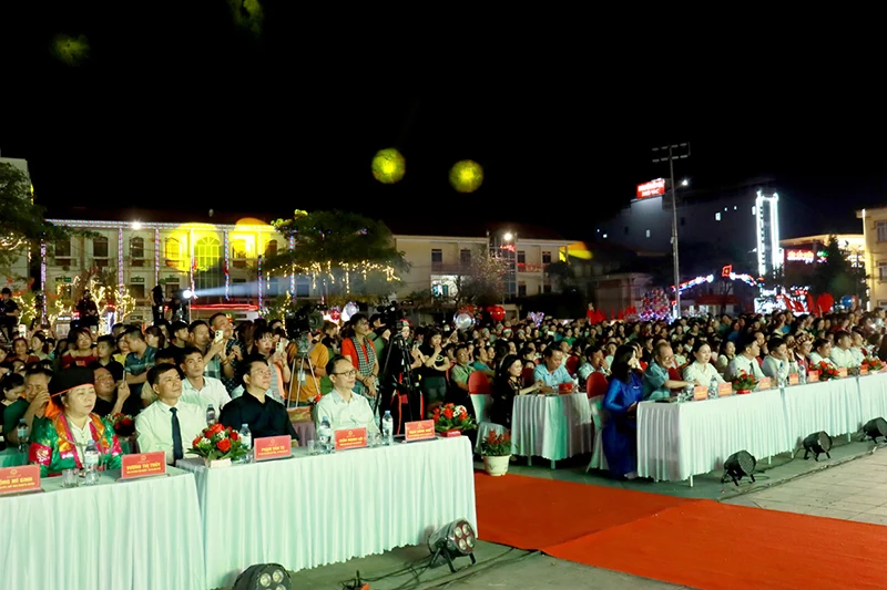 Khai mạc Lễ hội Chợ Phong Lưu Khâu Vai năm 2025