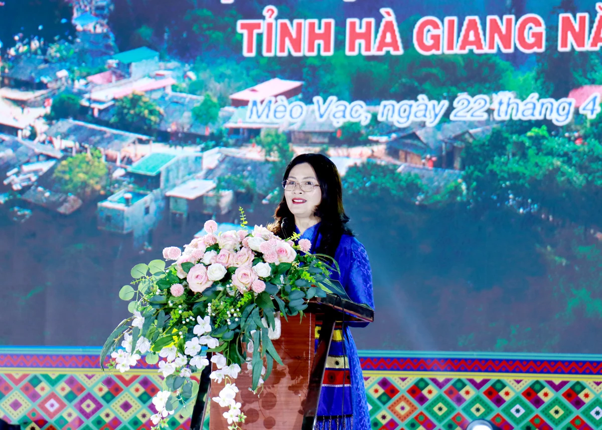 Khai mạc Lễ hội Chợ Phong Lưu Khâu Vai năm 2025