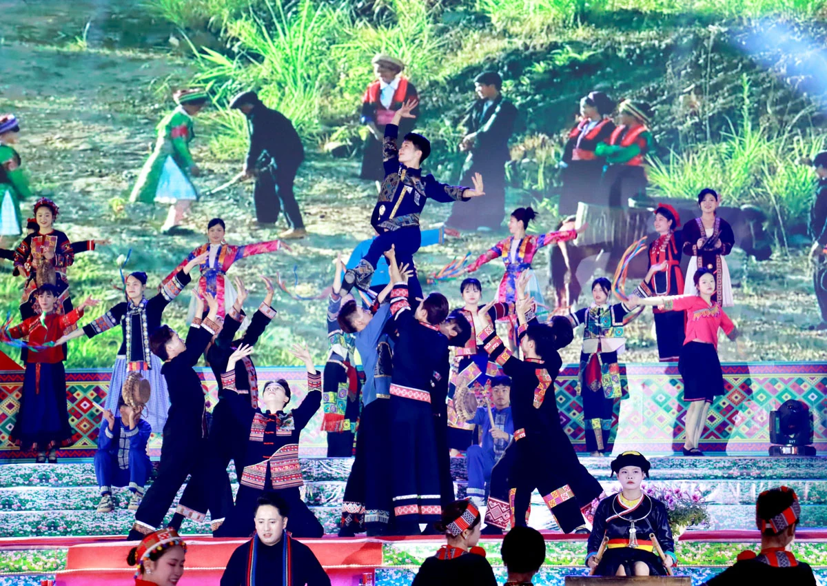 Khai mạc Lễ hội Chợ Phong Lưu Khâu Vai năm 2025