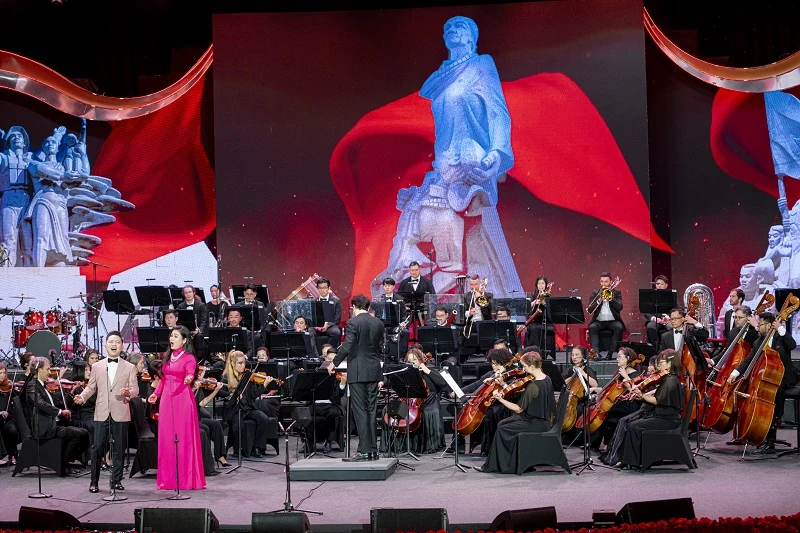 “Đảng trong mùa xuân đại thắng” - Khúc tráng ca mừng 50 năm thống nhất đất nước sẽ diễn ra tại Nhà hát Hồ Gươm tối 28/4