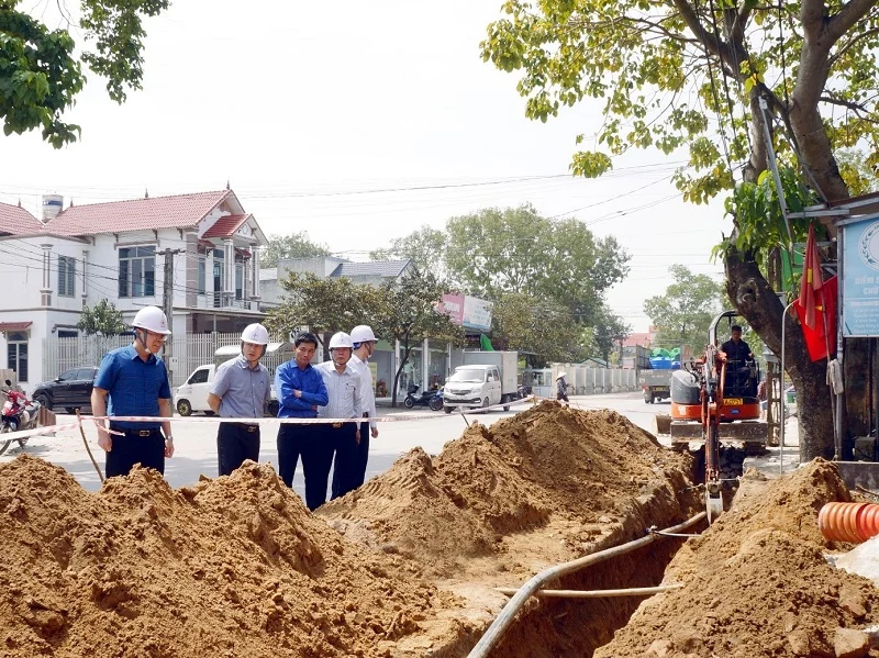 Công ty Điện lực Thanh Hóa tăng cường giải pháp đảm bảo cung ứng điện cho dịp nghỉ lễ 30/4, 1/5 và mùa hè 2025