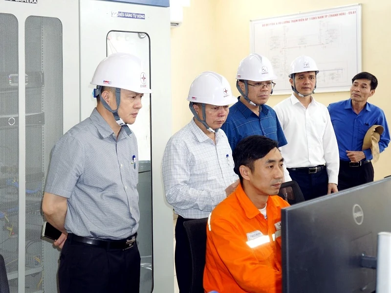 Công ty Điện lực Thanh Hóa tăng cường giải pháp đảm bảo cung ứng điện cho dịp nghỉ lễ 30/4, 1/5 và mùa hè 2025
