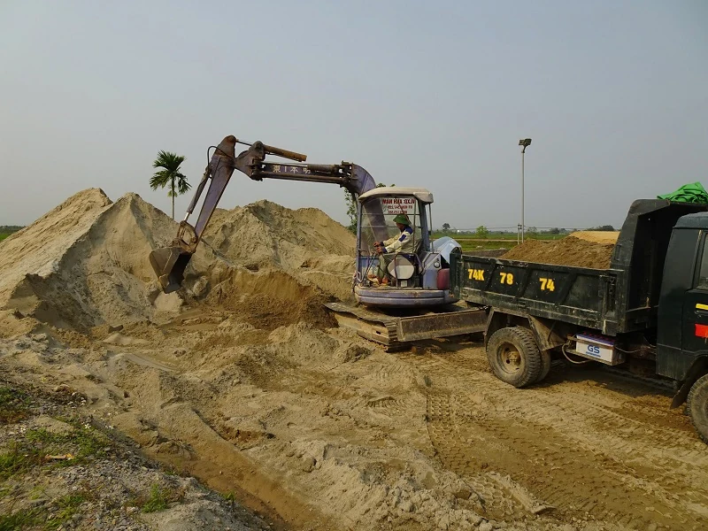 Tăng cường quản lý hoạt động khai thác, kinh doanh cát sỏi lòng sông