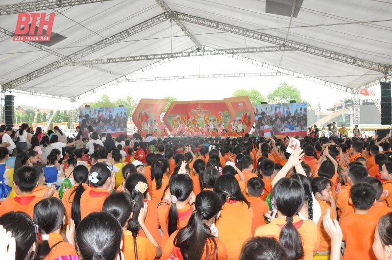 Sôi nổi ngày hội “Thiếu nhi Việt Nam - Học tập tốt, rèn luyện chăm”