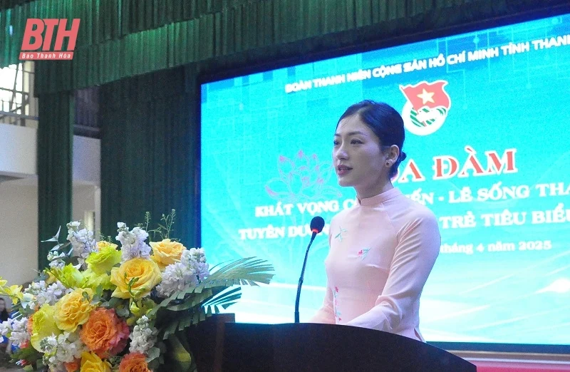 Tọa đàm “Khát vọng cống hiến - Lẽ sống thanh niên”